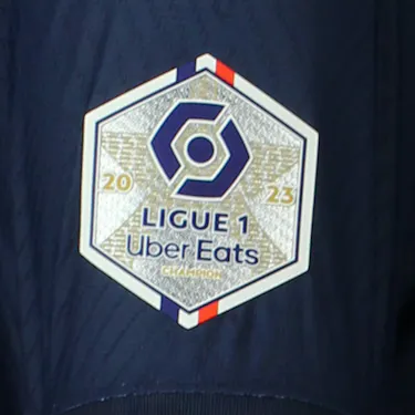 Paris Saint-Germain 팀의 Kylian Mbappé 셔츠
