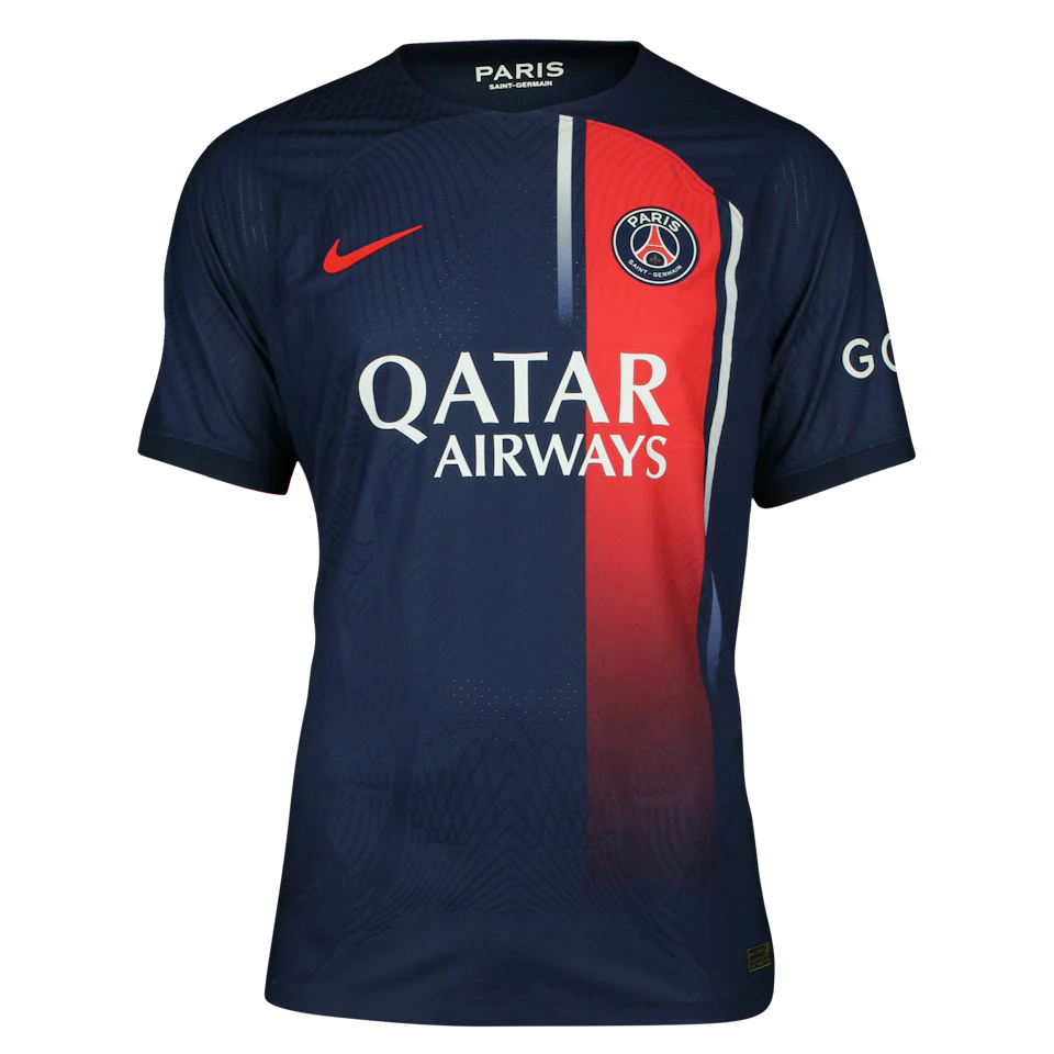 Paris Saint-Germain 팀의 Kylian Mbappé 셔츠