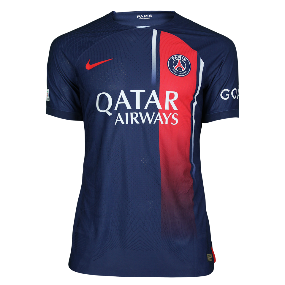 Lucas Hernández Paris Saint-Germain shirt