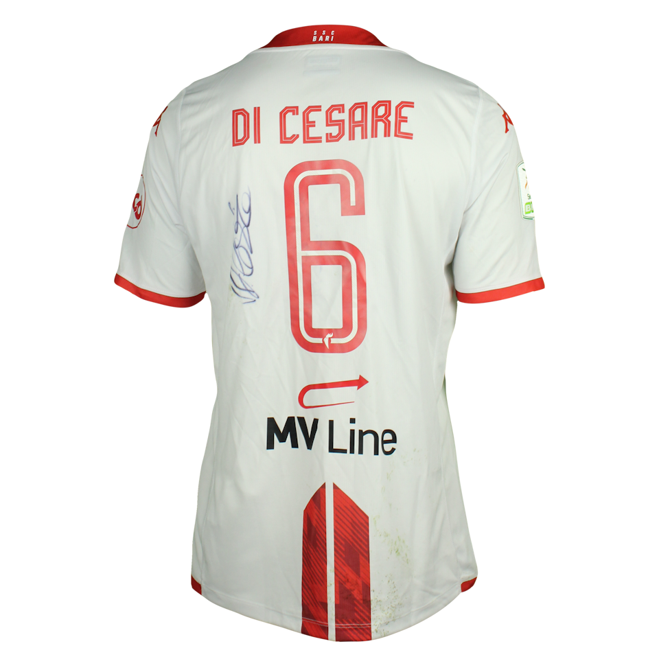 Valerio Di Cesare S.S.C. Bari jersey