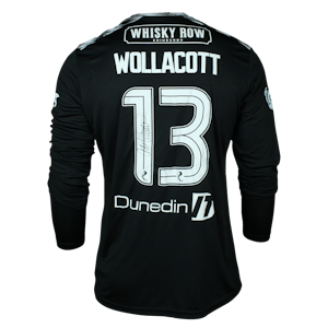 Jojo Wollacott Hibernian shirt