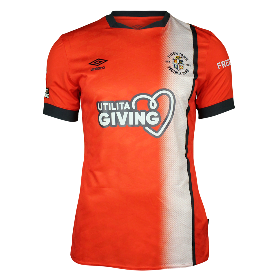 Tahith Chong Luton Town jersey