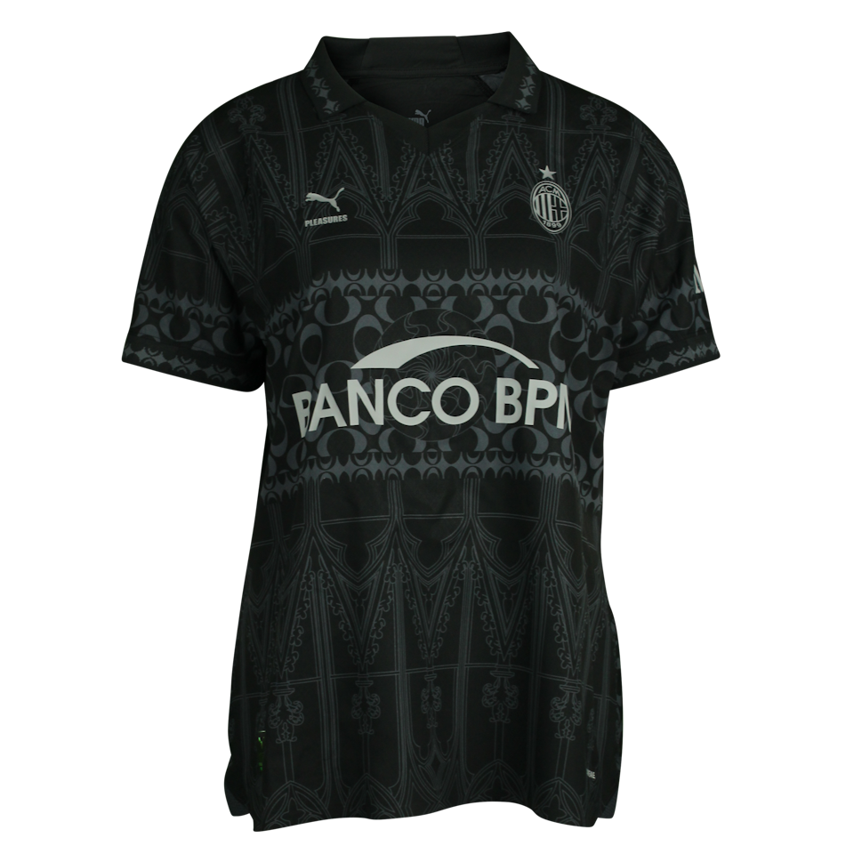 Evelyn Ijeh AC Milan Women shirt