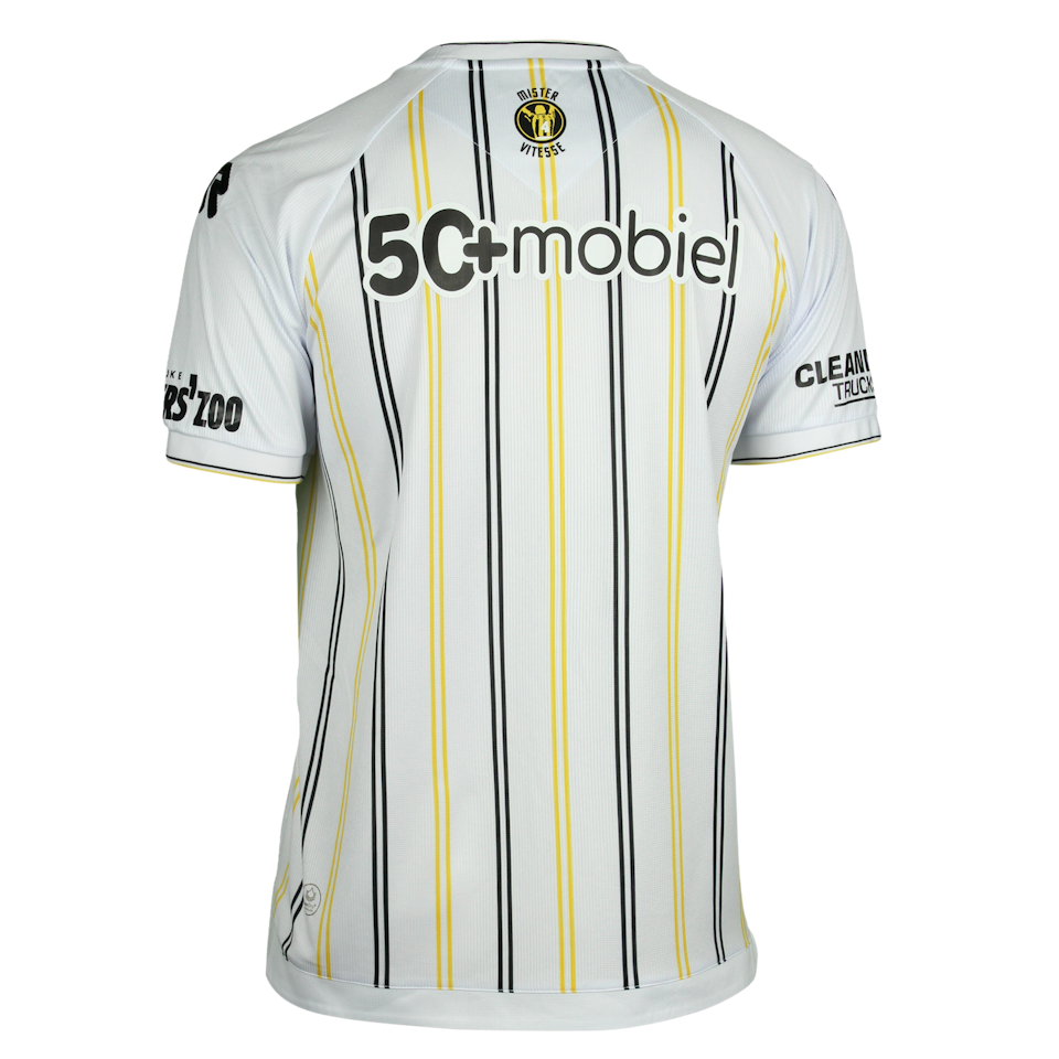 Squad Signed Shirt | Vitesse