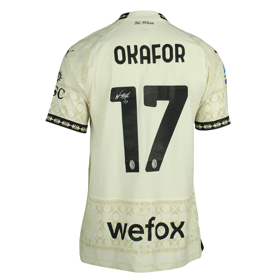 Noah Okafor AC Milan forması