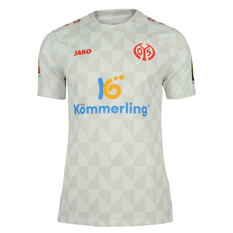 Nadiem Amiri Mainz 05 shirt