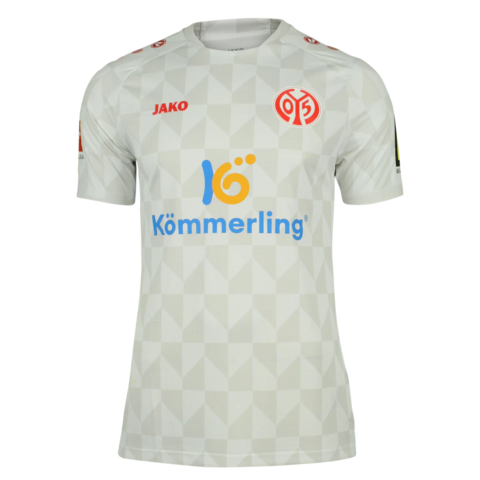 Nadiem Amiri Mainz 05 jersey