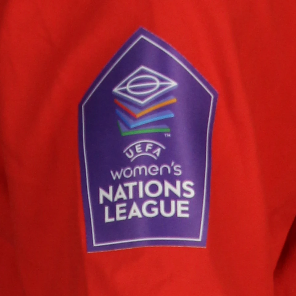 Barbara Dunst Austria W shirt