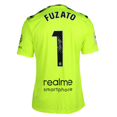 来自Getafe CF的Daniel Fuzato球衣