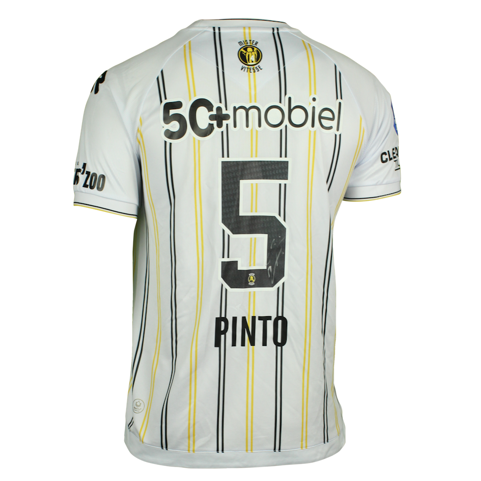 Michael Gonçalves Pinto Vitesse shirt