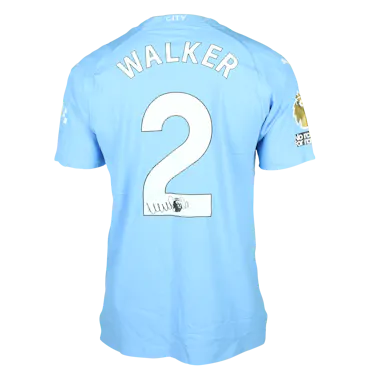 来自Manchester City的Kyle Walker球衣