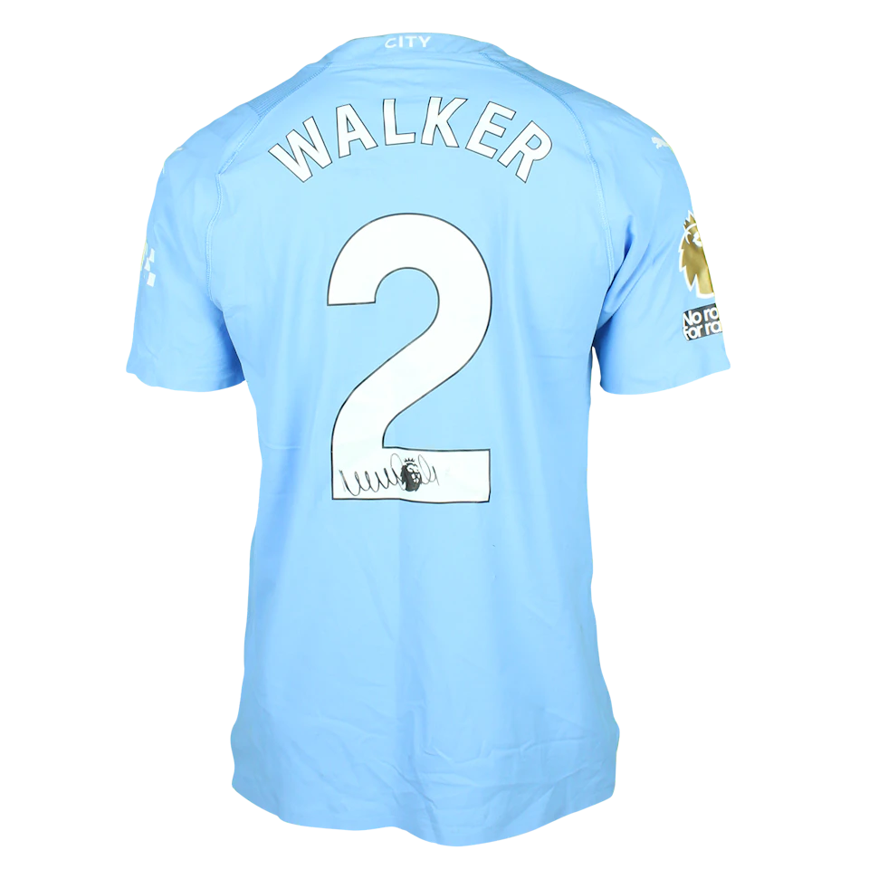 来自Manchester City的Kyle Walker球衣