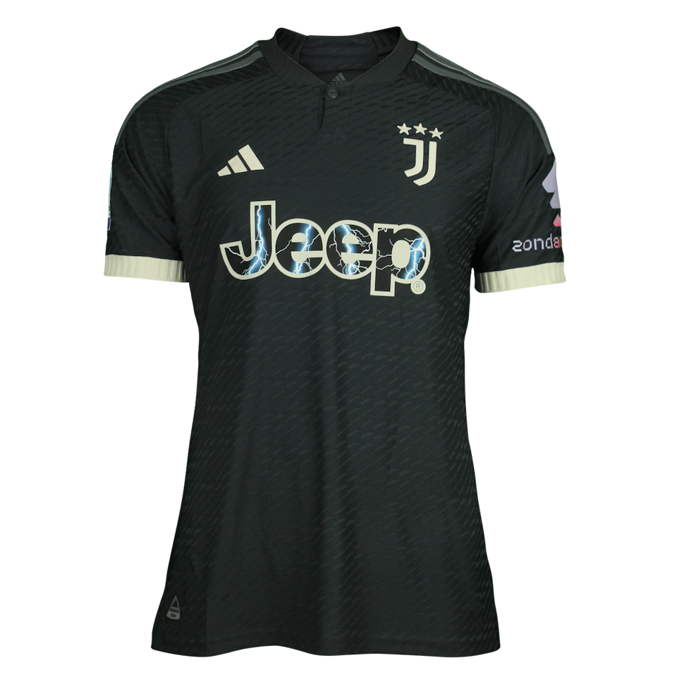 Kenan Yıldız Juventus FC shirt