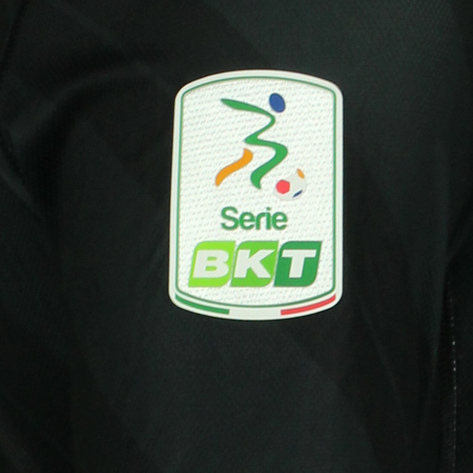 Maillot de Francesco Pio Esposito (Spezia Calcio)