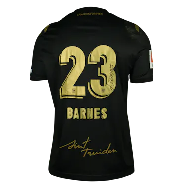 来自STVV的Joselpho Barnes球衣