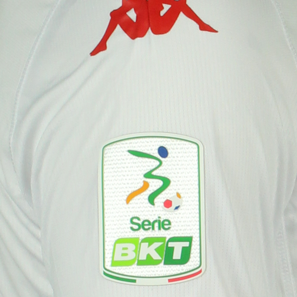 Ismail Achik S.S.C. Bari shirt