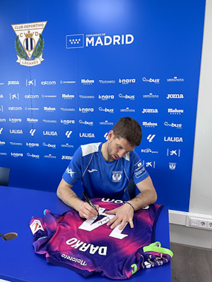 Darko Brašanac CD Leganés shirt