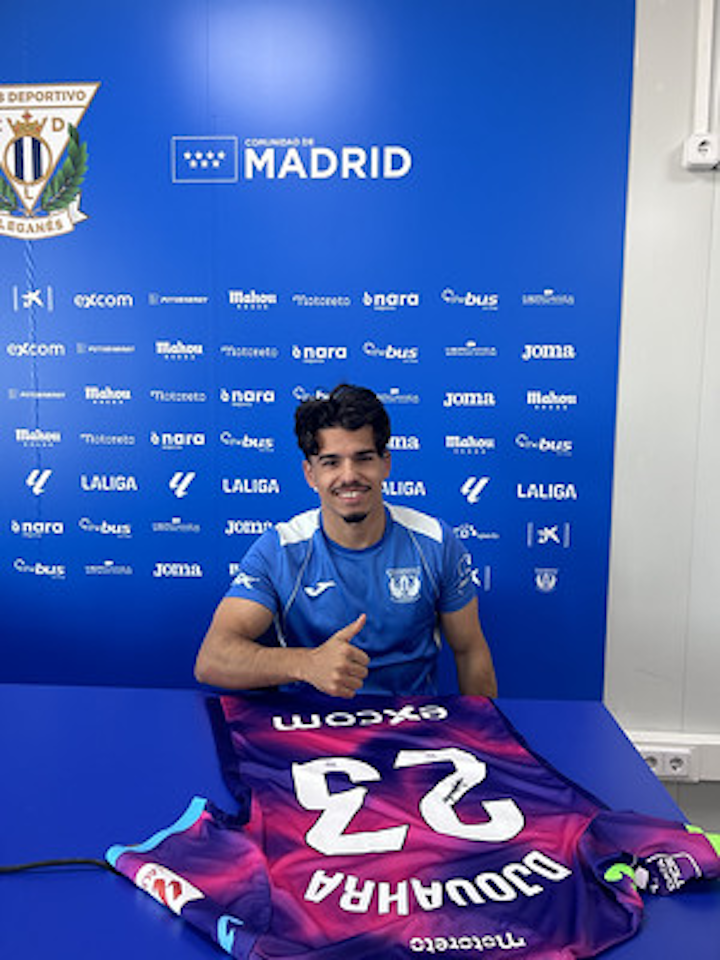 Maillot de Naïs Djouahra (CD Leganés)