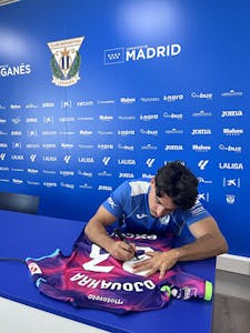 Maillot de Naïs Djouahra (CD Leganés)