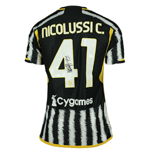 Hans Nicolussi Caviglia Juventus FC shirt