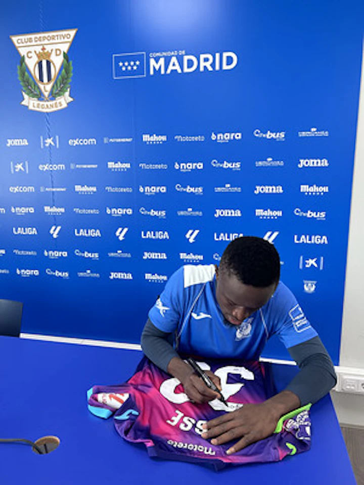 Seydouba Cisse CD Leganés shirt