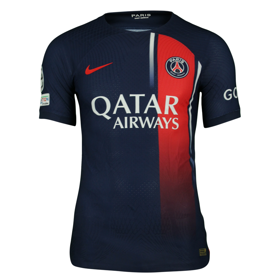 Lucas Lopes Beraldo Paris Saint-Germain forması