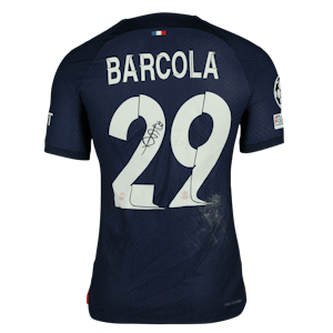 Bradley Barcola Paris Saint-Germain forması
