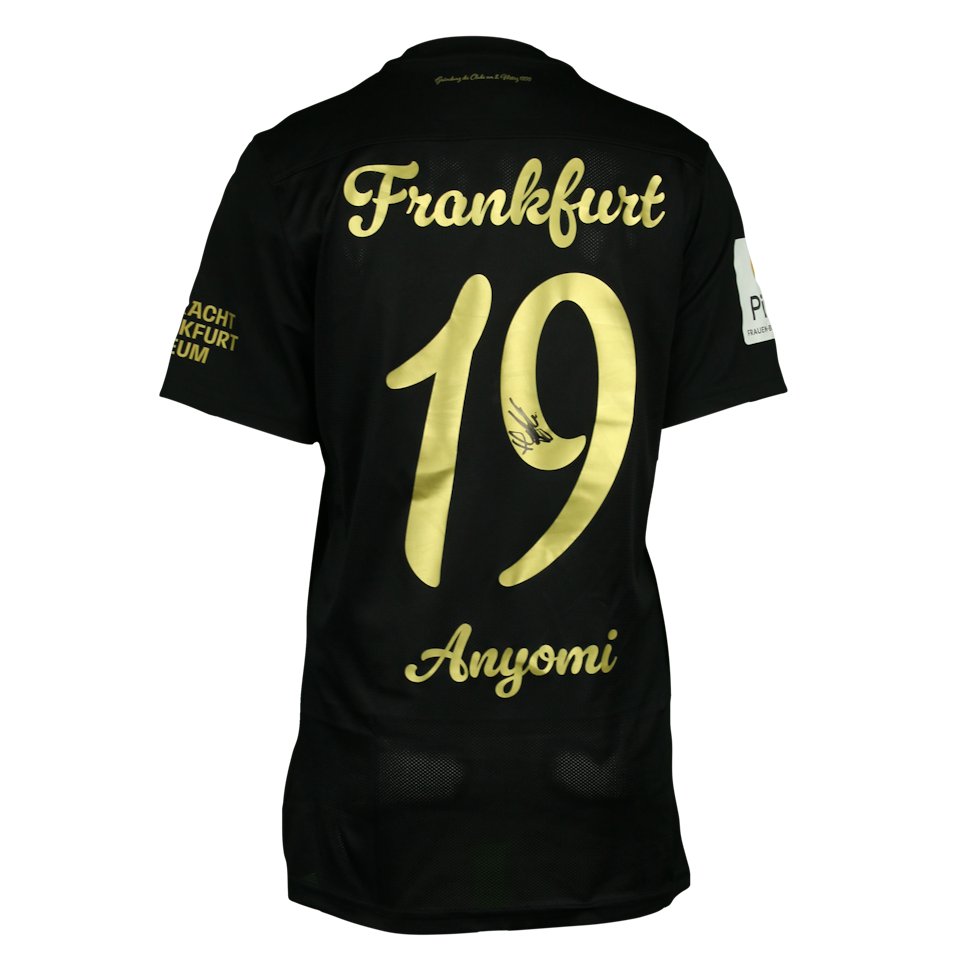 Nicole Anyomi Eintracht Frankfurt W のシャツ