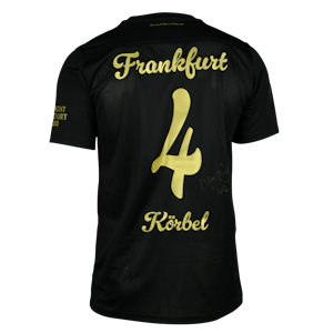 Charly Körbel - 3