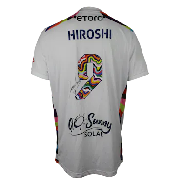 Hiroshi Ibusuki Adelaide United shirt