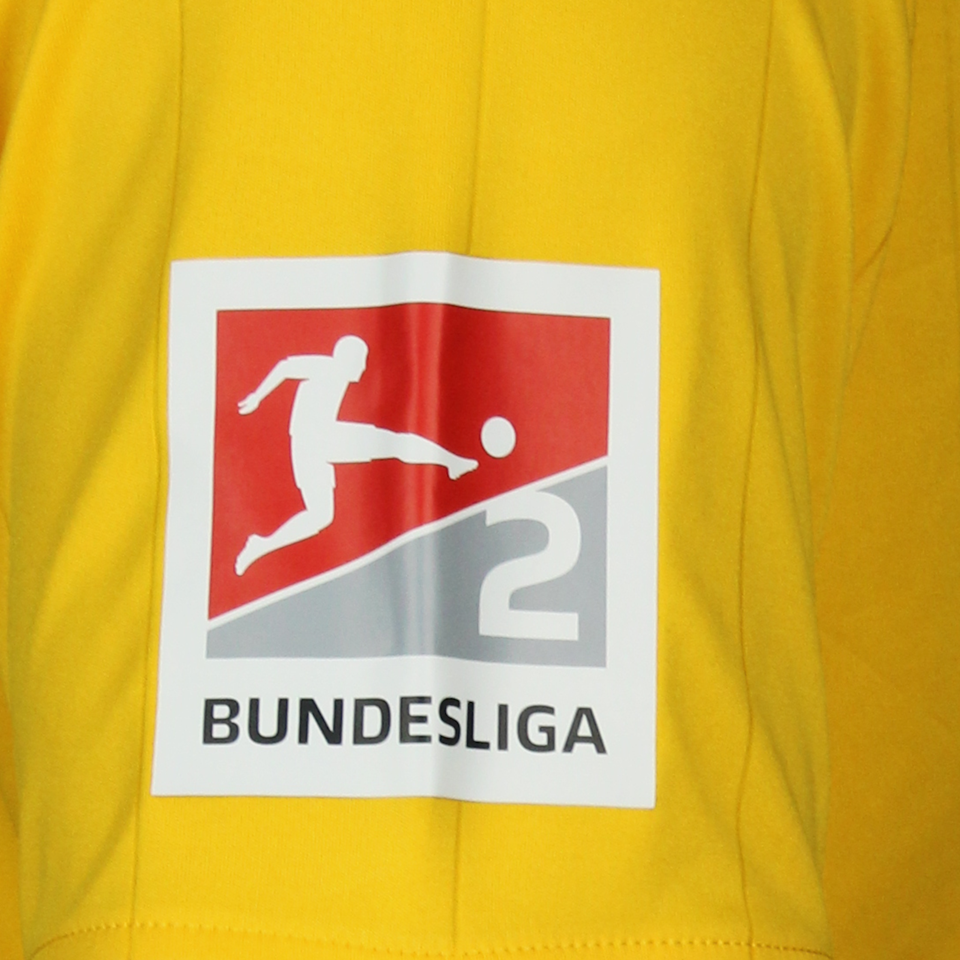 Arthur Lyska Wehen Wiesbaden shirt