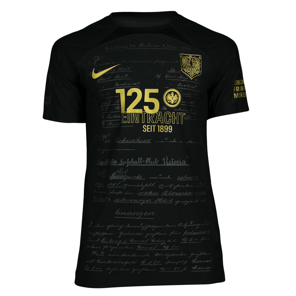 Hugo Larsson Eintracht Frankfurt shirt