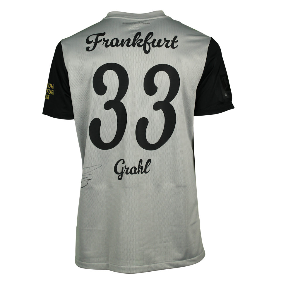 Jens Grahl Eintracht Frankfurt shirt