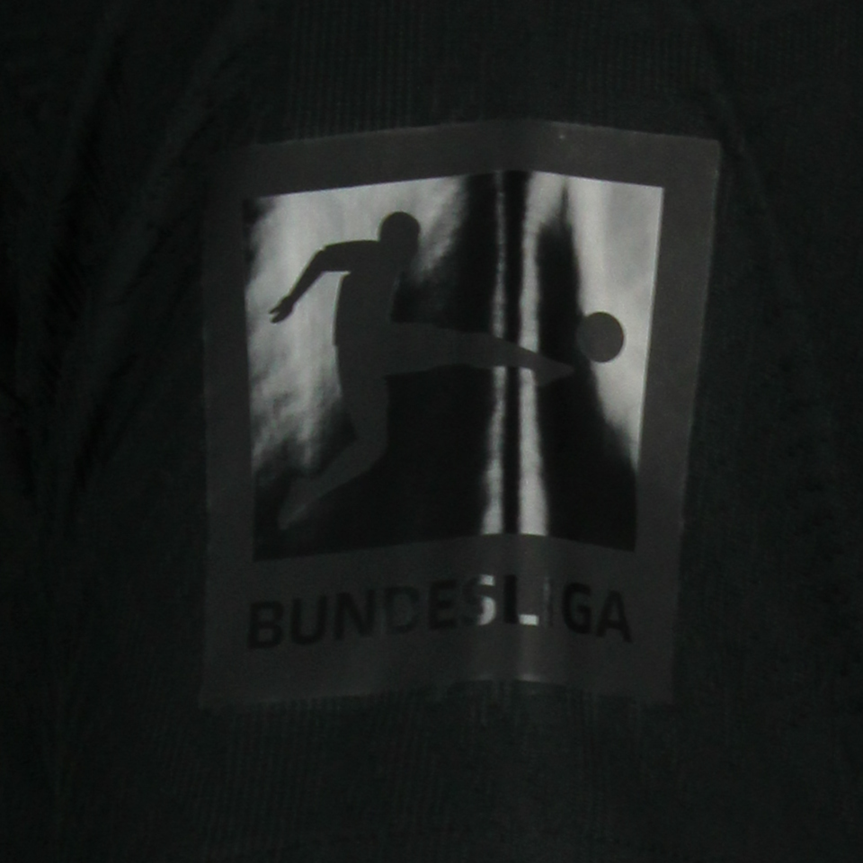 Aurélio Buta Eintracht Frankfurt shirt
