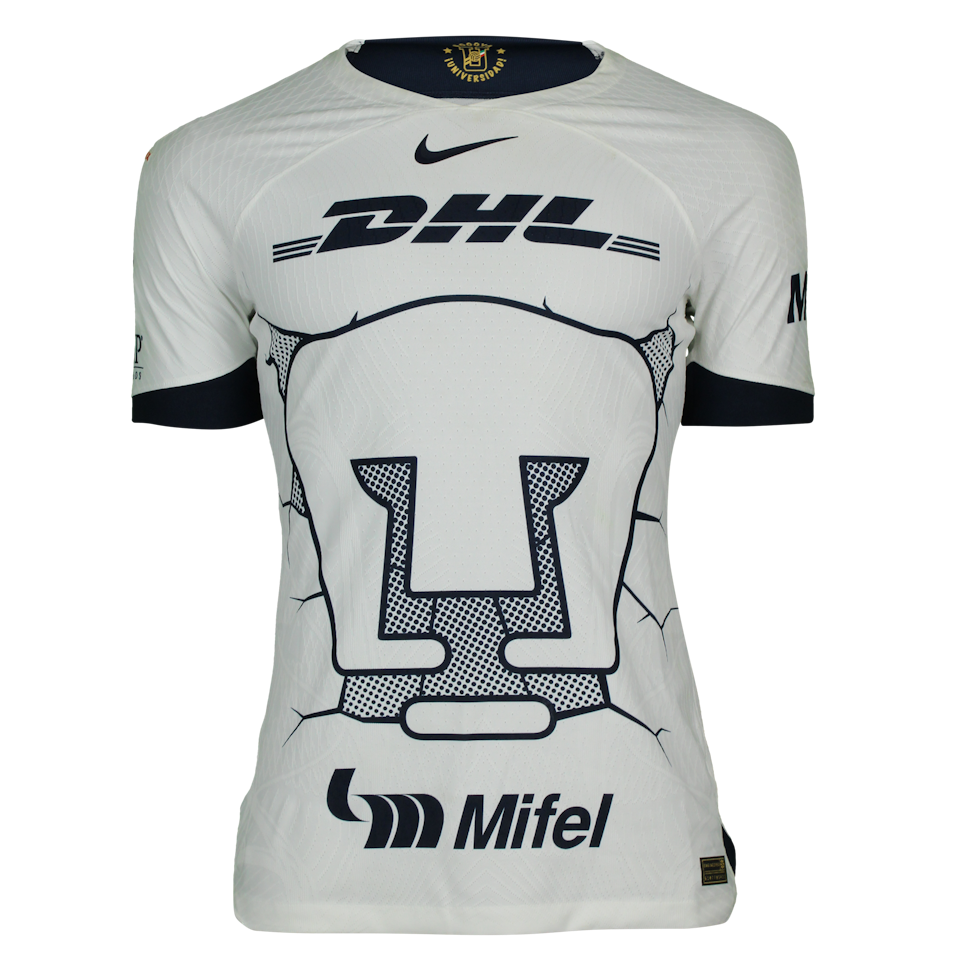 Ali Ávila Vega Pumas shirt