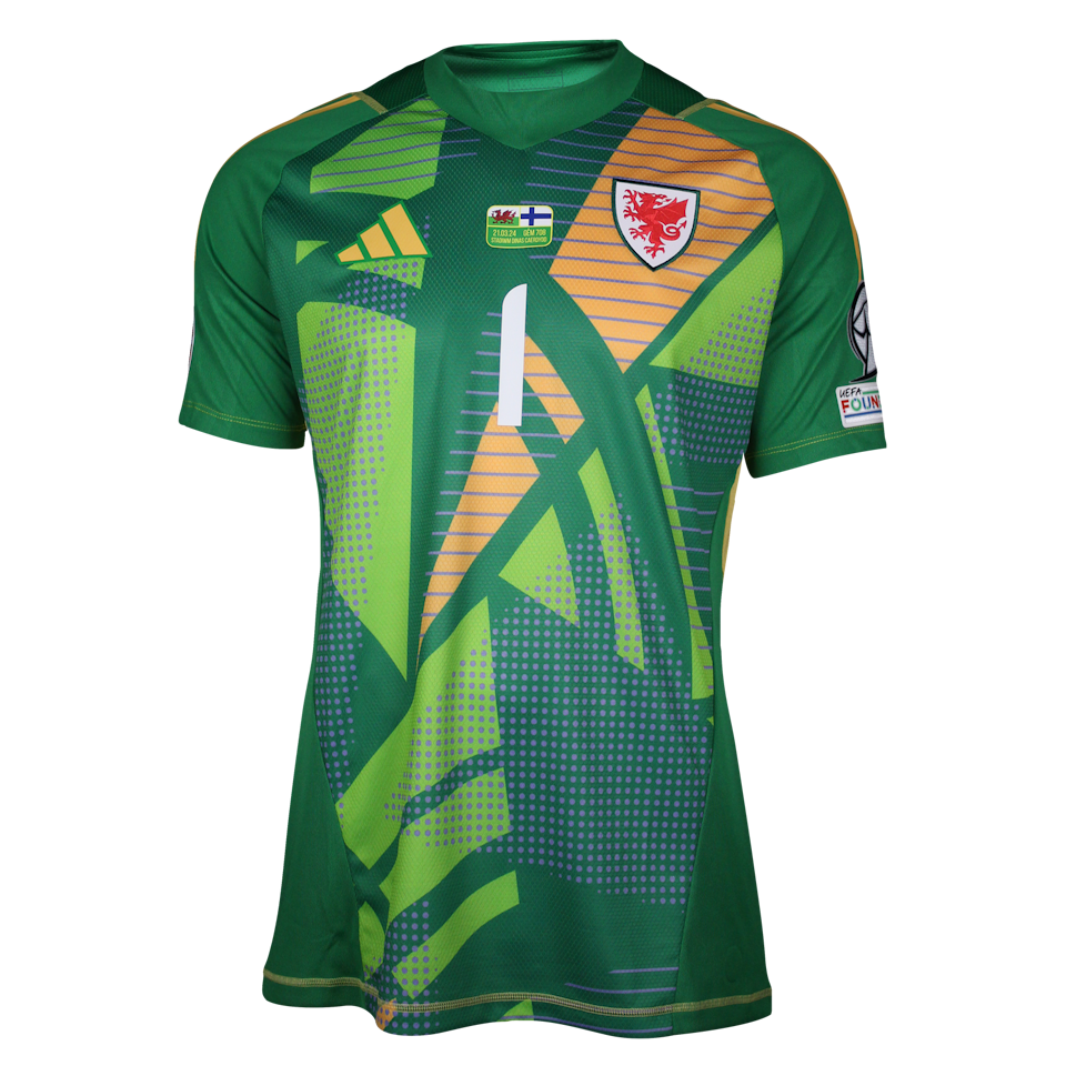 Wayne Hennessey  Wales shirt