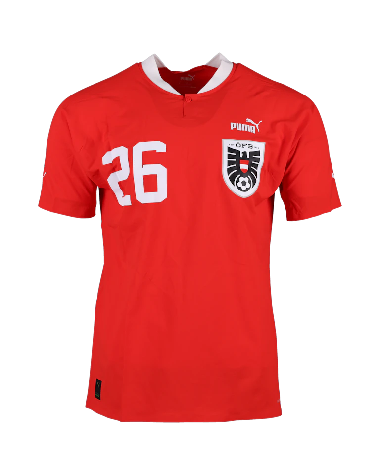 Christoph Lang Austria のシャツ