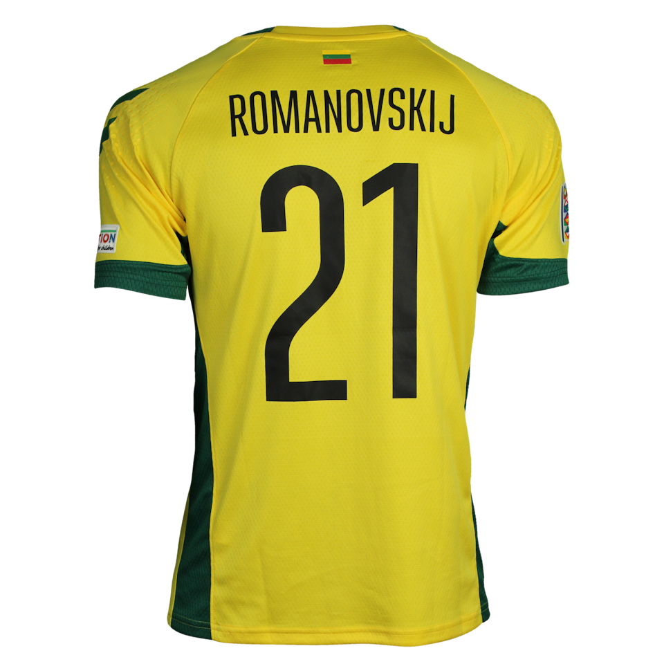 Shirt van Daniel Romanovskij Lithuania