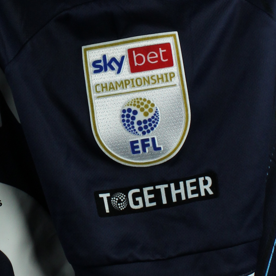 Japhet Tanganga Millwall forması