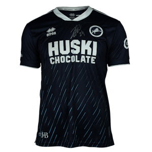 Casper De Norre Millwall shirt
