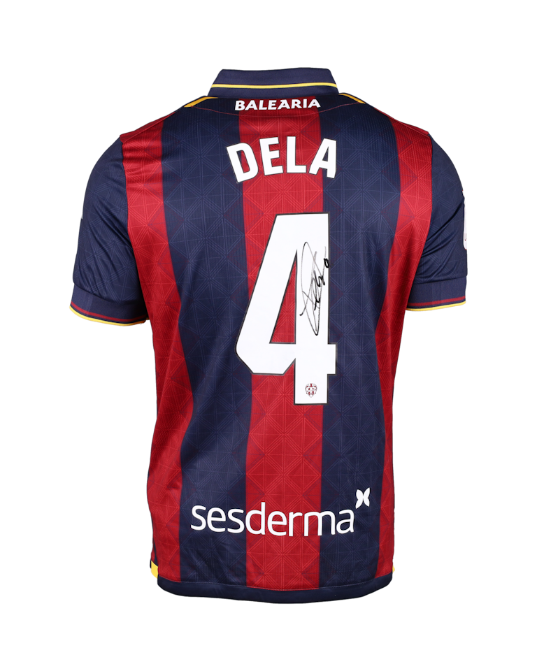 Adrián De la Fuente Levante UD shirt