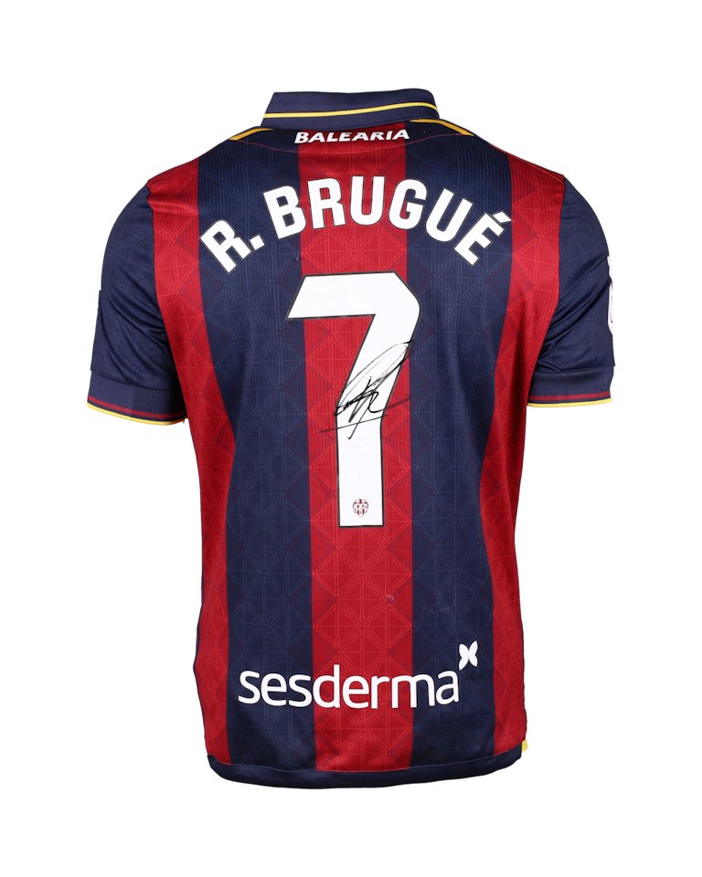 Roger Brugué Ayguadé Levante UD shirt