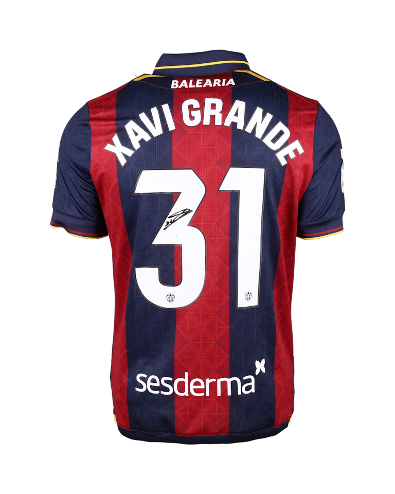 Levante UD-Trikot von Xavier Grande Sánchez