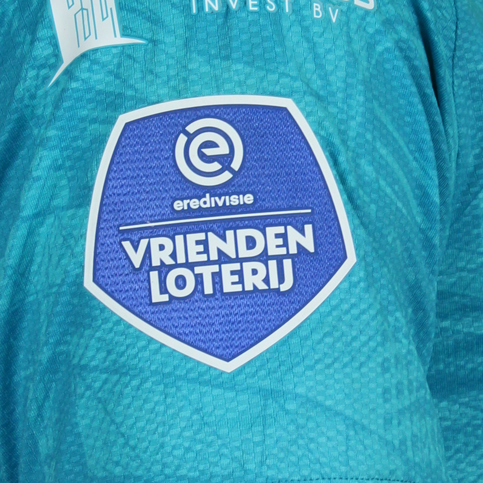 Adrian Blake FC Utrecht shirt