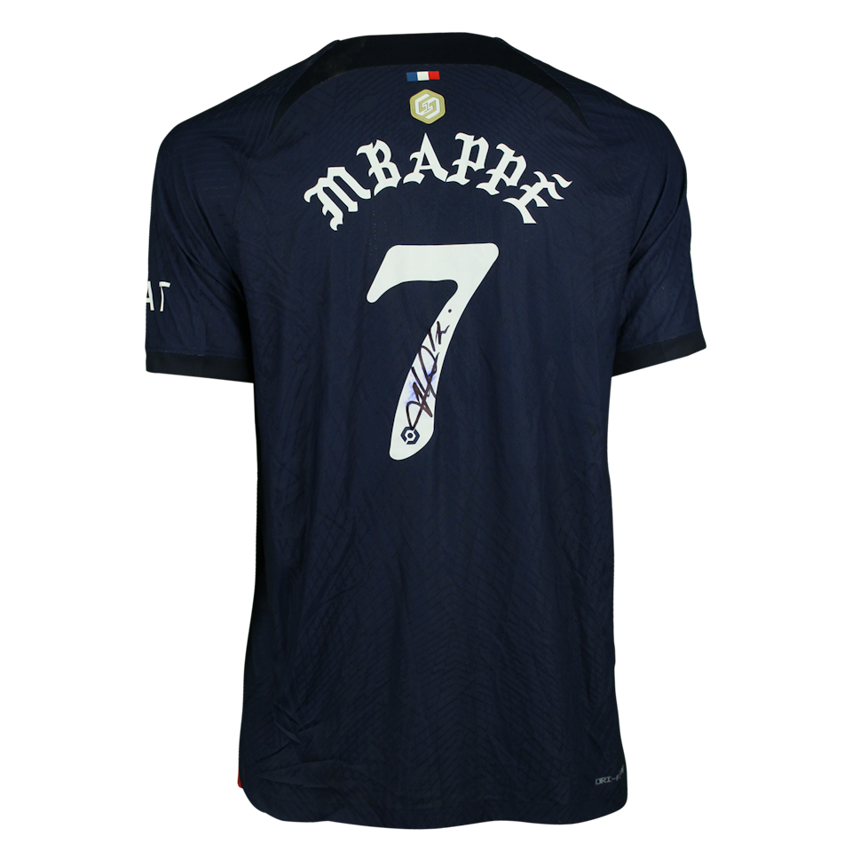 Kylian Mbappé  Paris Saint-Germain shirt