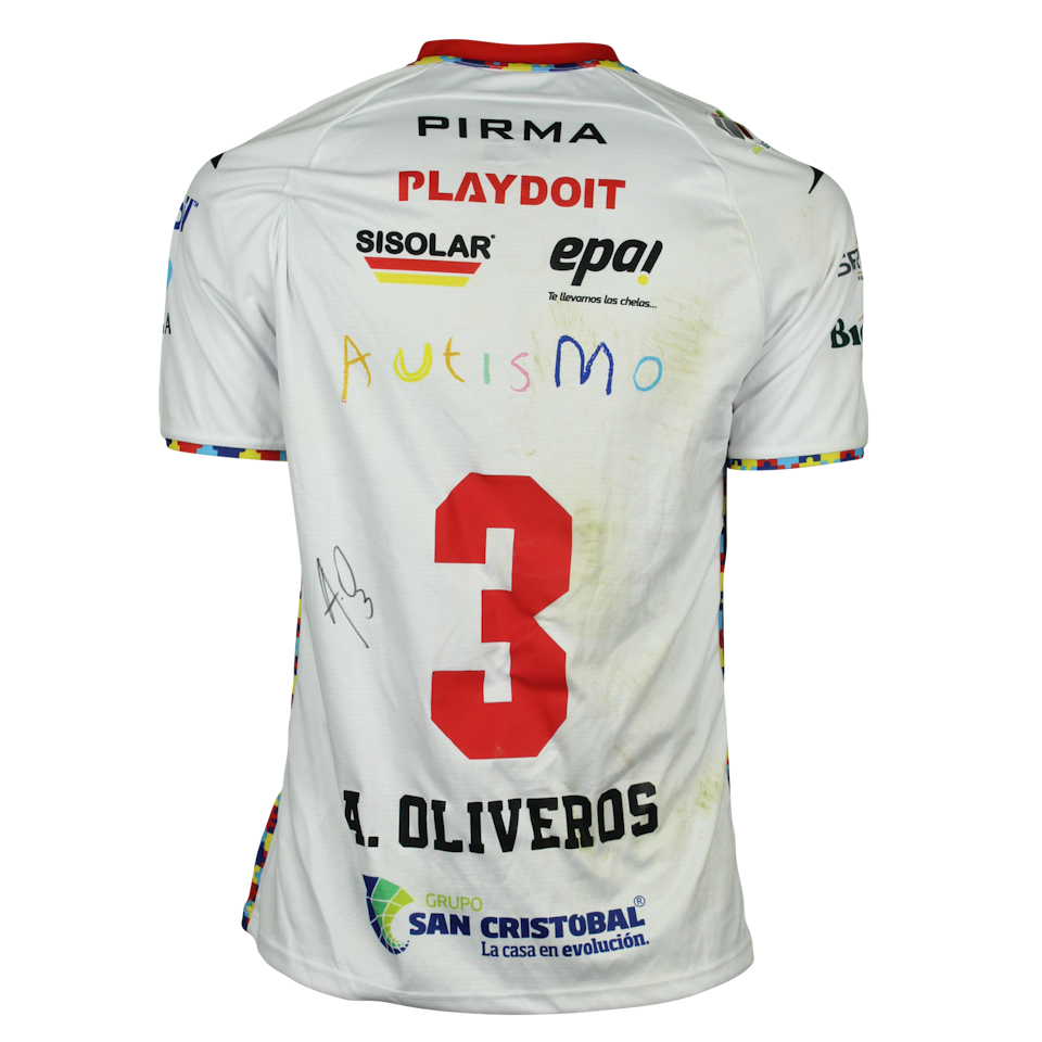 Agustín Oliveros Cano Necaxa shirt