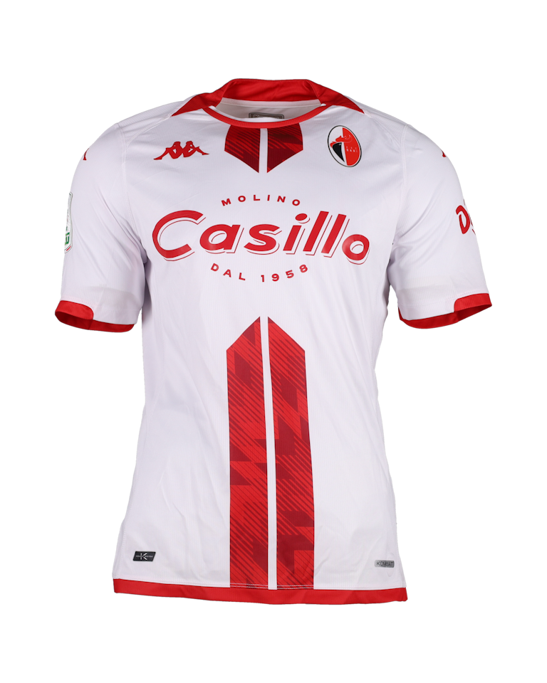 Ismail Achik S.S.C. Bari shirt
