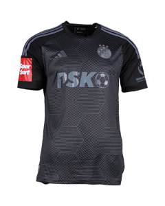 Petar Sučić Dinamo Zagreb shirt