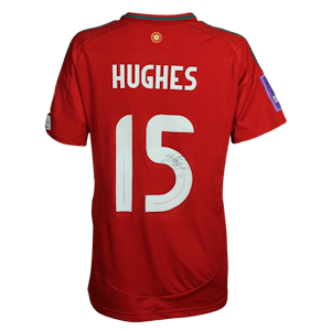 Elise Hughes Wales W shirt