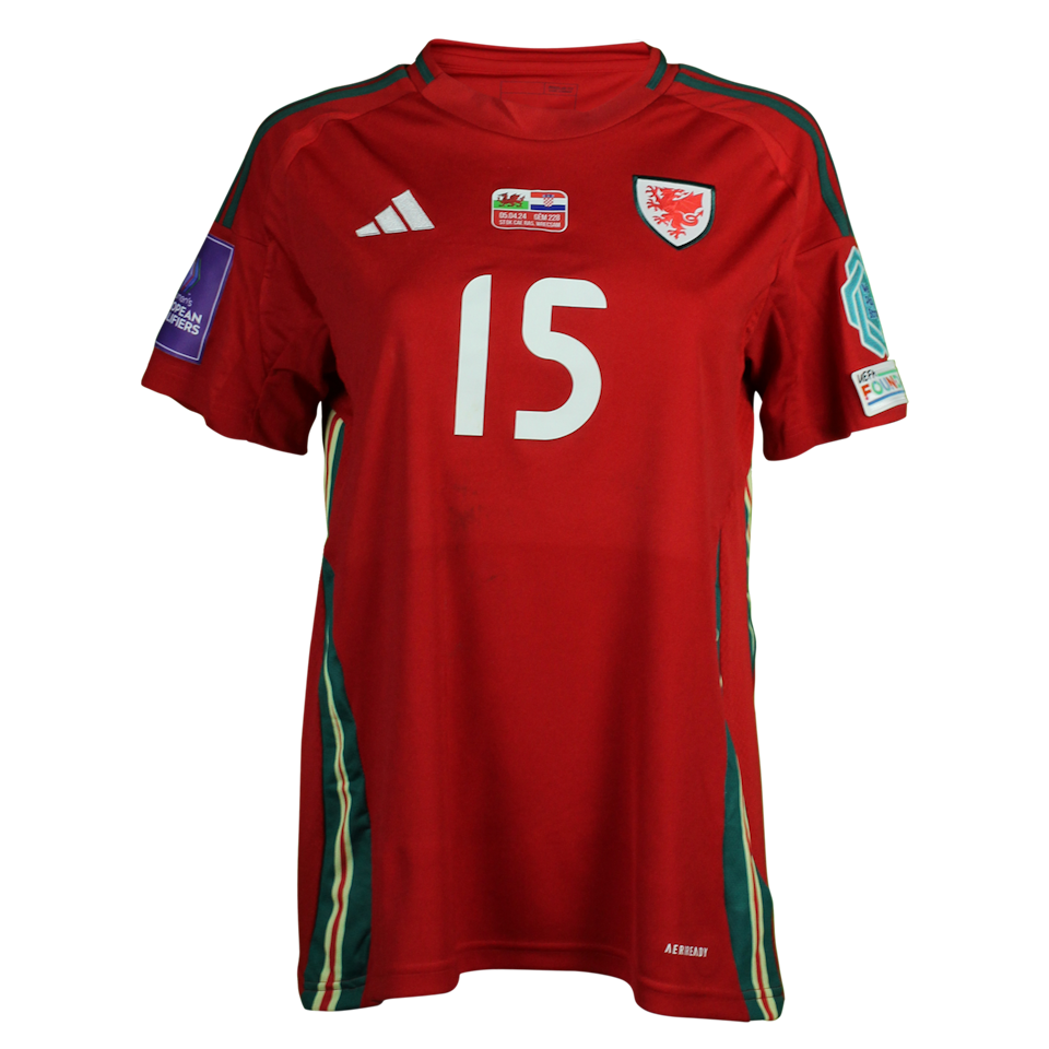 Elise Hughes Wales W shirt